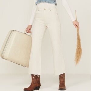 Rolla’s • East Coast Crop Flare Off White